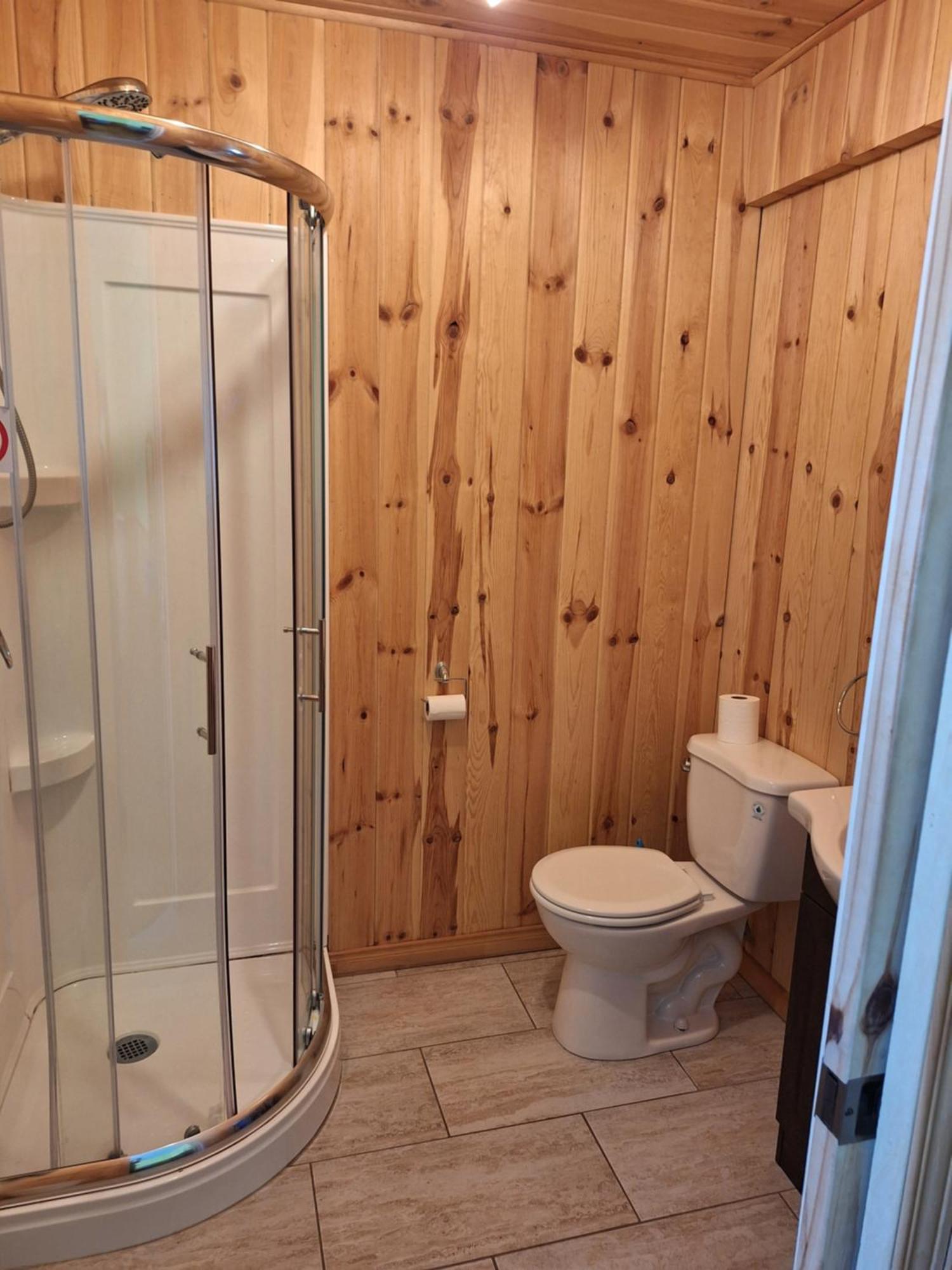 Auberge Le P'Tit Bonheur Saint-Laurent-de-l'ile d'Orleans Zewnętrze zdjęcie