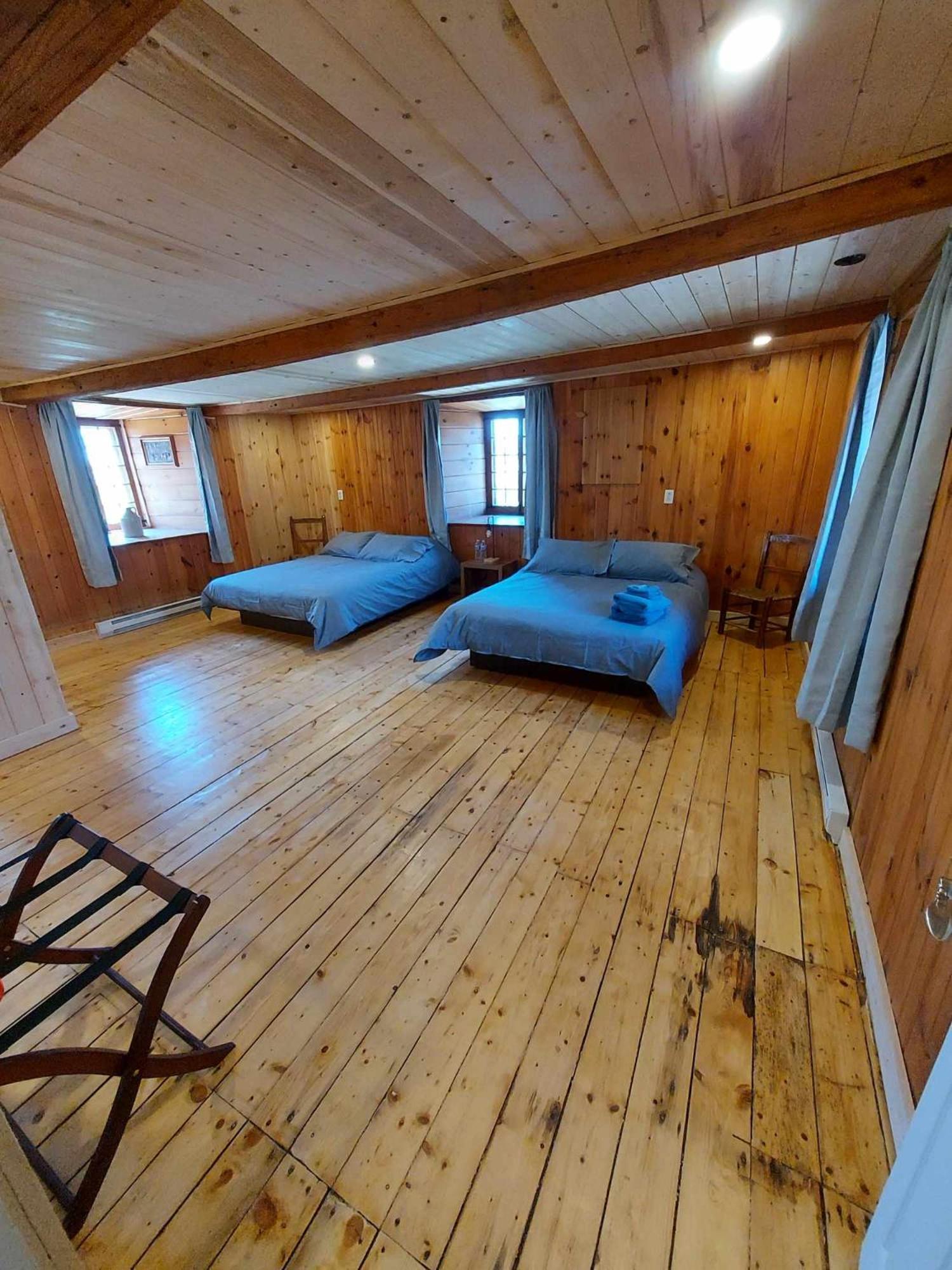 Auberge Le P'Tit Bonheur Saint-Laurent-de-l'ile d'Orleans Zewnętrze zdjęcie