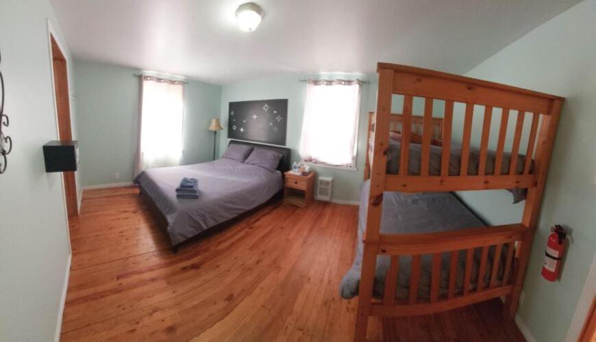 Auberge Le P'Tit Bonheur Saint-Laurent-de-l'ile d'Orleans Zewnętrze zdjęcie