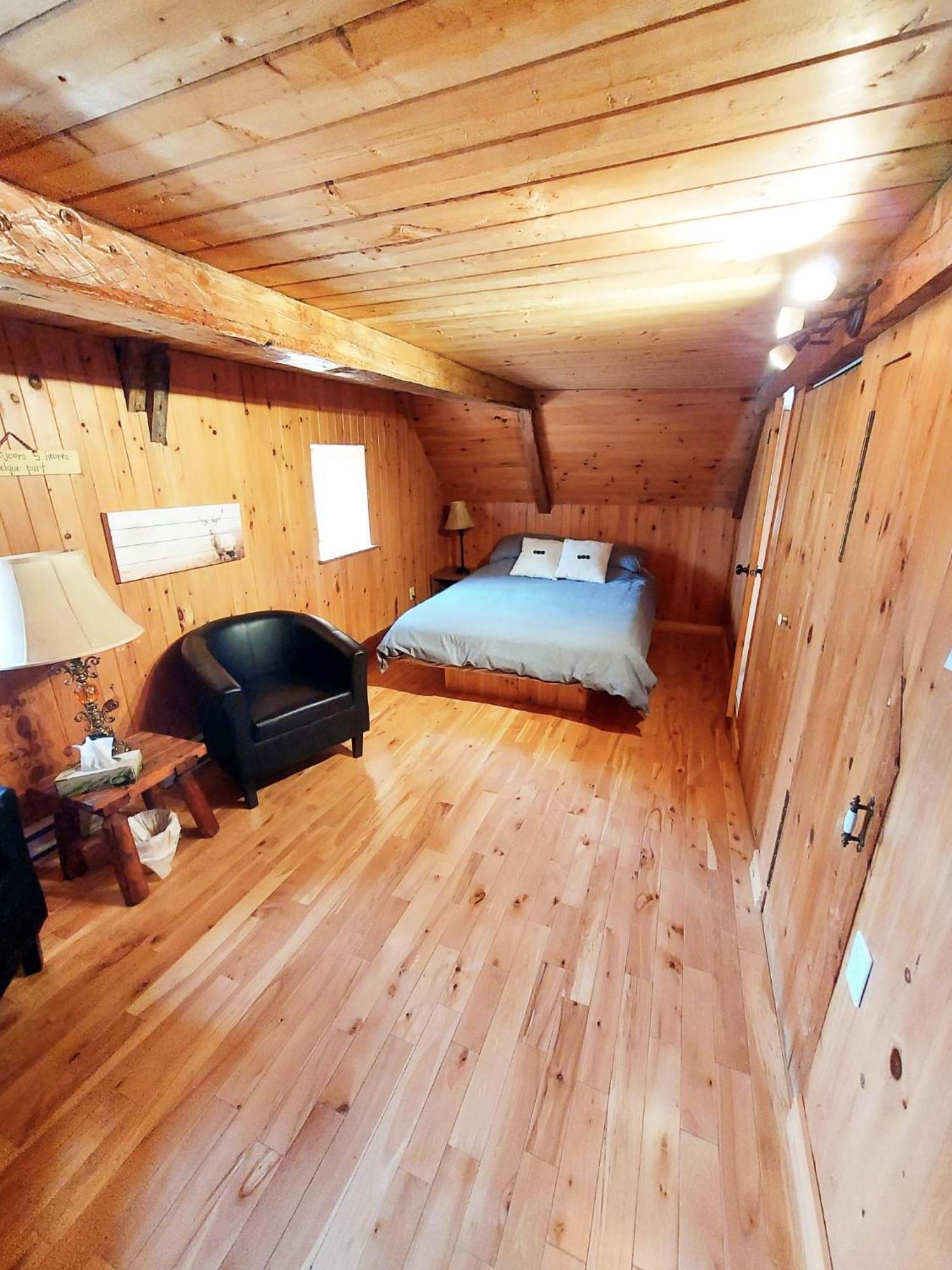 Auberge Le P'Tit Bonheur Saint-Laurent-de-l'ile d'Orleans Zewnętrze zdjęcie